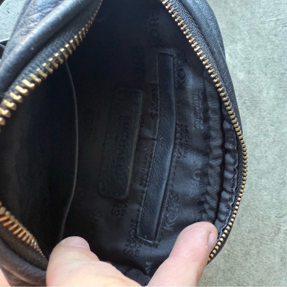 Michael Kors Cross Body Bag - Picture 3 of 6